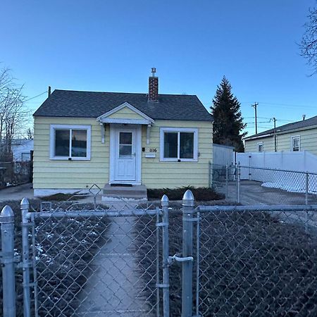 Quiet Retreat, Minutes From Highway And Downtown Apartment Cheyenne Exterior photo